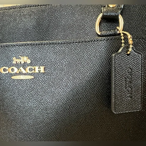 Coach Addison Tote - black crossgrain leather - Picture 3 of 16